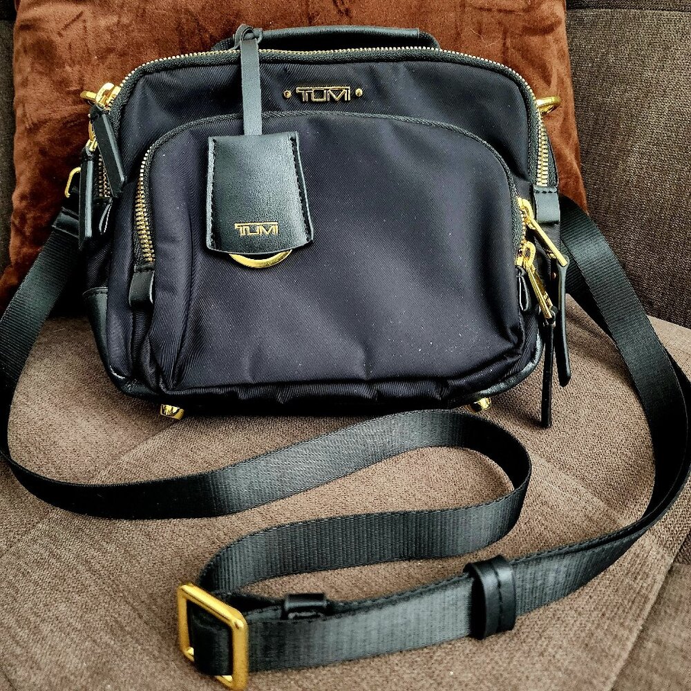 TUMI Voyageur Troy Crossbody NWOT